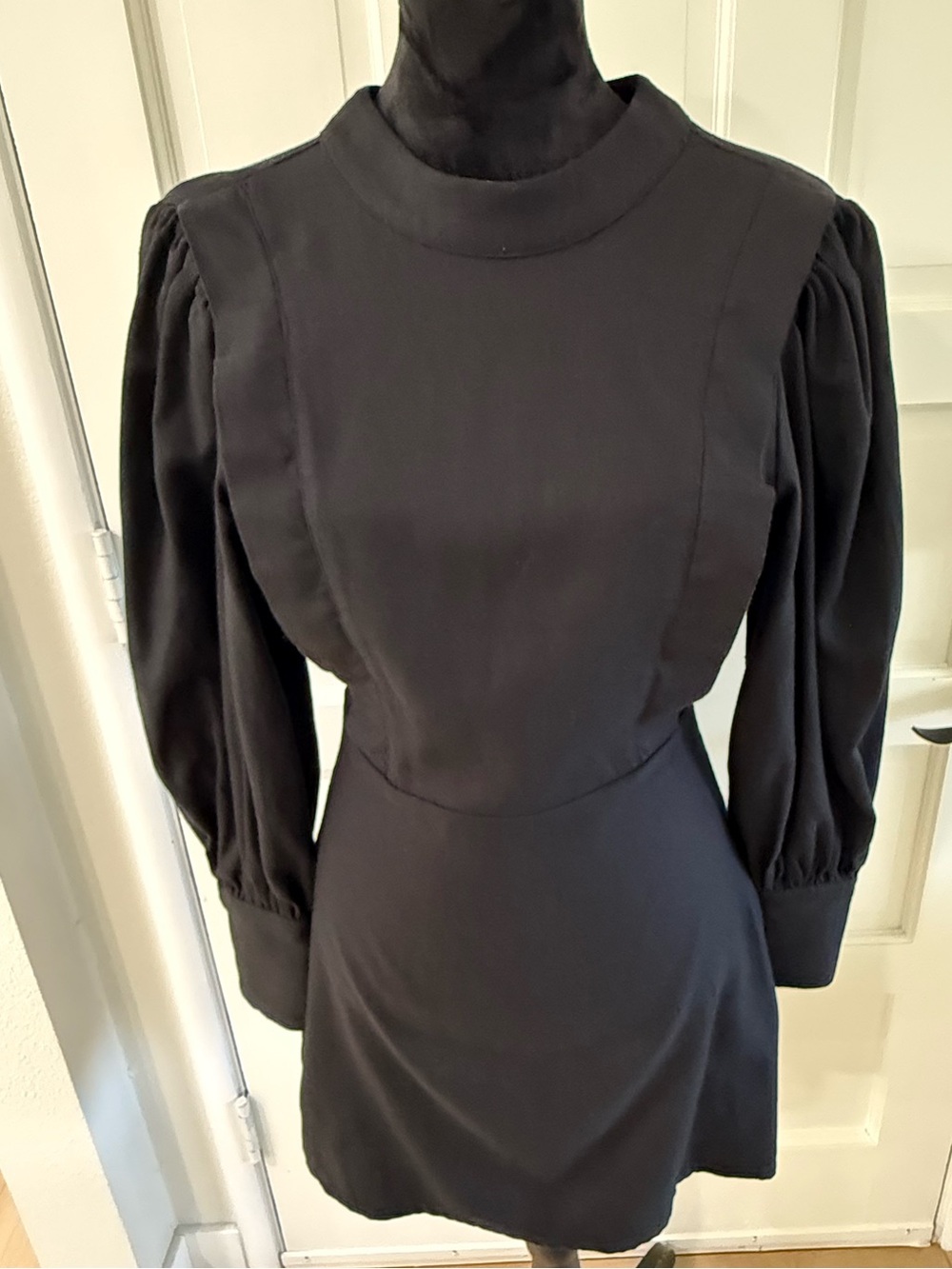 French Paris Black Open Back Puff Sleeve Mini Dress XS
